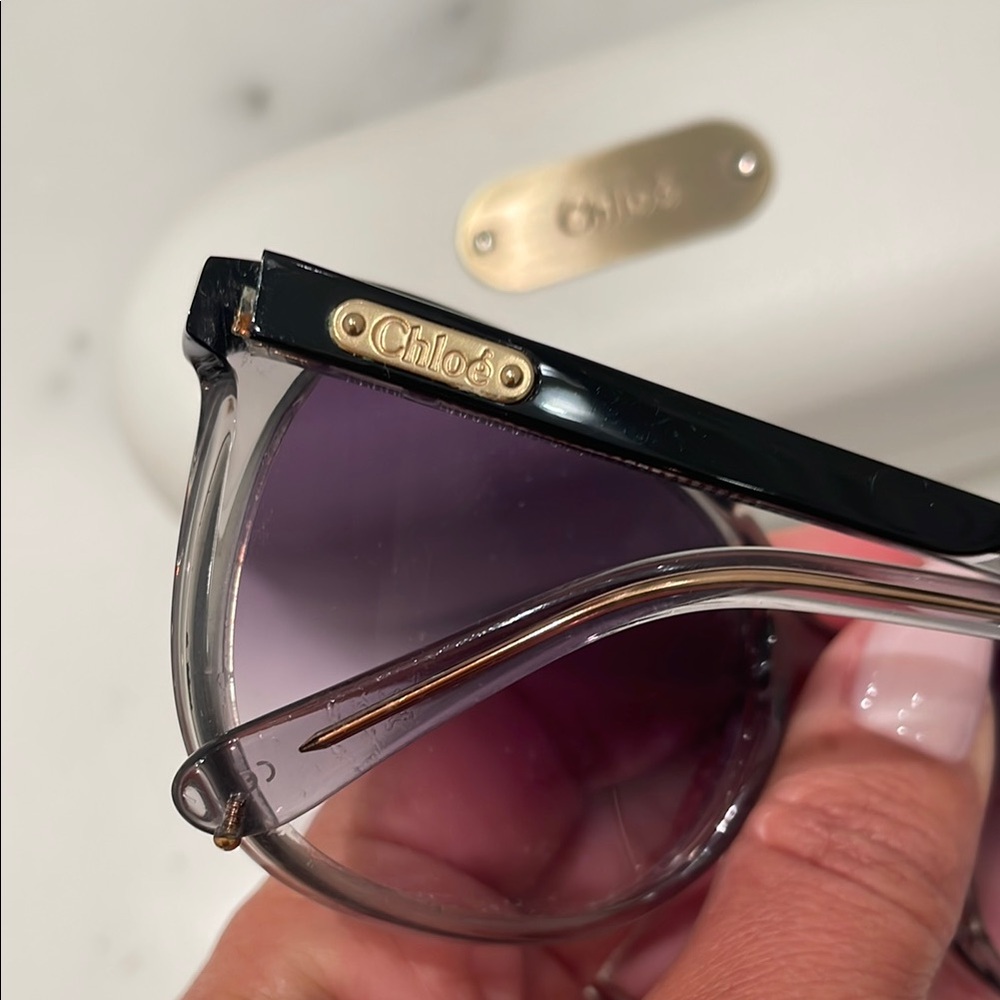 Chloe Women's Black Sunglasses - Picture 3 of 8